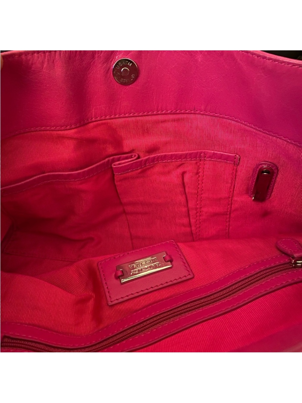 Badgley Mischka Women's Hot Pink Leather Shoulder Bag - Picture 2 of 9